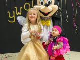 myszka mickey na urodzinach